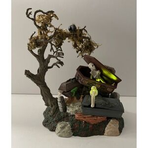 Dept 56 Animated Haunted Graveyard 2001  Works  56.52513